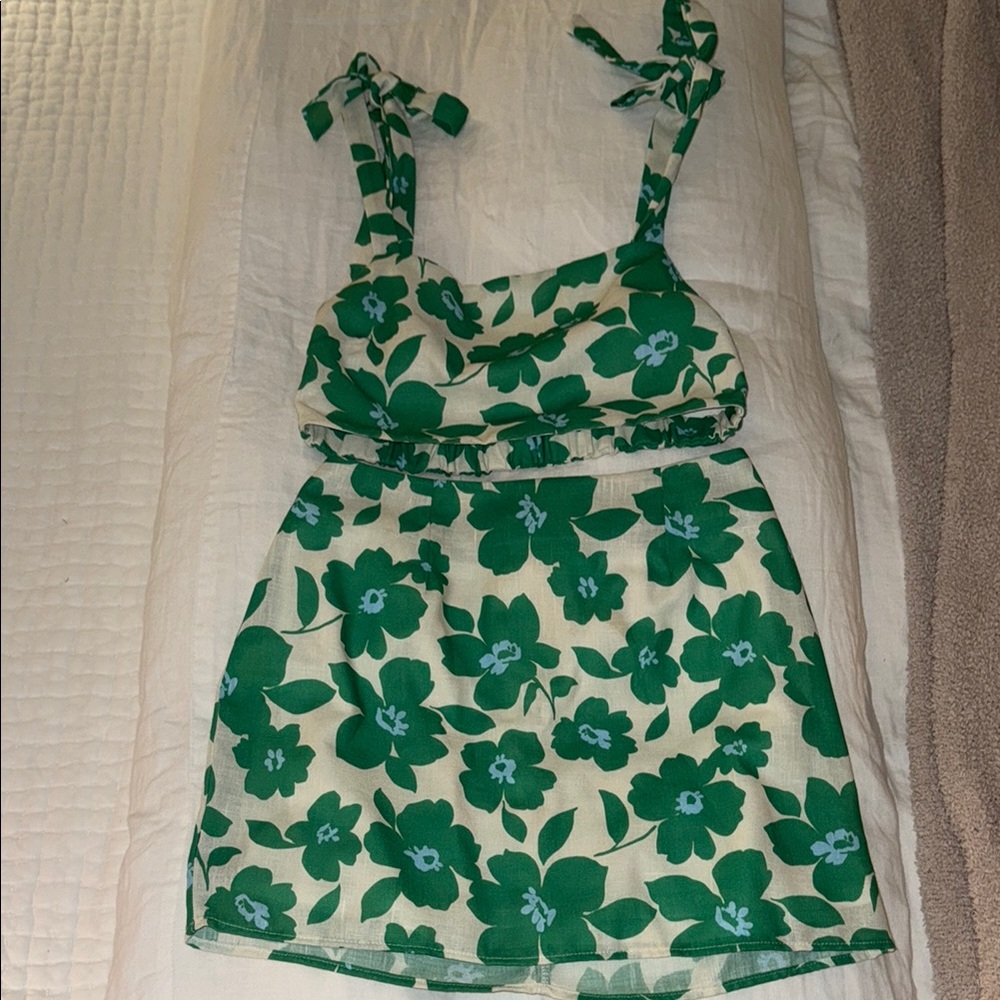 Green Floral Matching Set